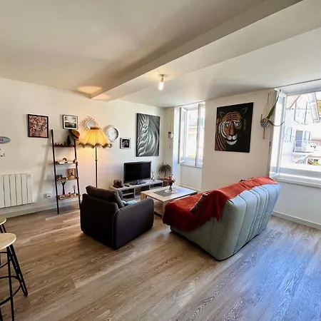 La Casa, Axe Lyongrenoble, 4 Pers, 2 Couchages Queen * Rives (Isere)
